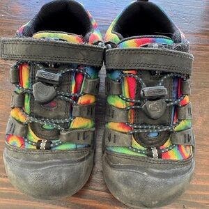 Keen Sandals Kids Youth 10 Newport Tye Die Rainbow Pride Hiking Shoe